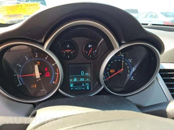 2012 Chevrolet Cruze LS 2LS – miniatura 9
