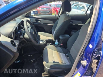 2012 Chevrolet Cruze LS 2LS – miniatura 3