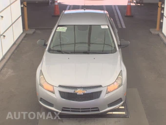 2012 Chevrolet Cruze LS 2LS – miniatura 2