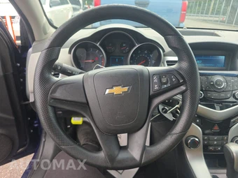 2012 Chevrolet Cruze LS 2LS – miniatura 10
