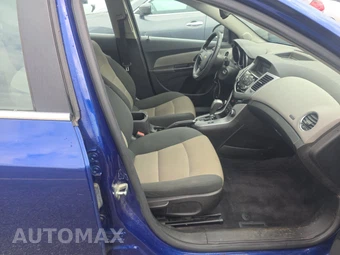 2012 Chevrolet Cruze LS 2LS – miniatura 8