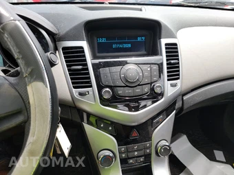 2012 Chevrolet Cruze LS 2LS - miniatura 11