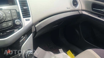 2012 Chevrolet Cruze LS 2LS - miniatura 18