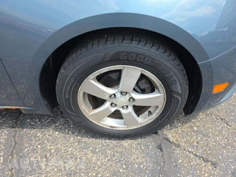 2012 Chevrolet Cruze LT 1LT – miniatura 25