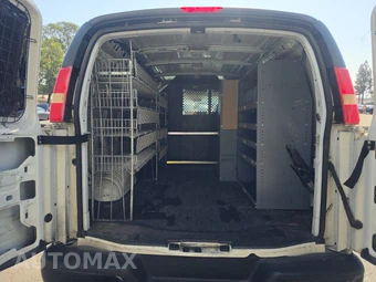 2012 Chevrolet Express 1500 Cargo Van 1WT 135.0" WB - miniatura 15