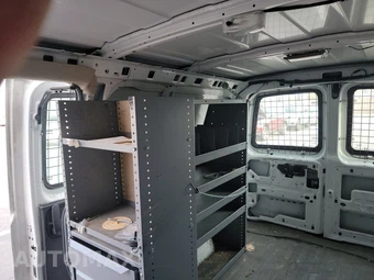 2012 Chevrolet Express 1500 Cargo Van 1WT 135.0" WB - miniatura 13
