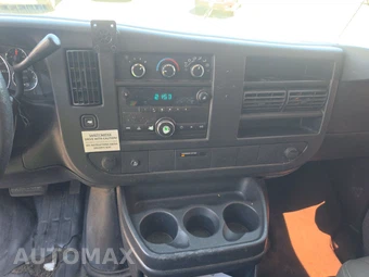 2012 Chevrolet Express 1500 Cargo Van 1WT 135.0" WB - miniatura 11