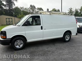 2012 Chevrolet Express 2500 Cargo Van 1WT 135.0" WB - miniatura 2