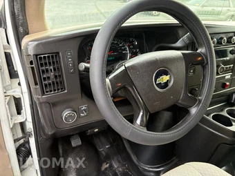 2012 Chevrolet Express 2500 Cargo Van 1WT 135.0" WB - miniatura 27