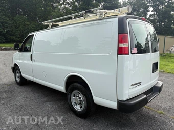 2012 Chevrolet Express 2500 Cargo Van 1WT 135.0" WB - miniatura 3
