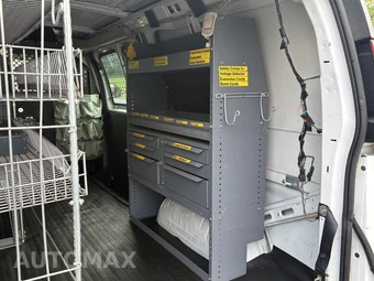 2012 Chevrolet Express 2500 Cargo Van 1WT 135.0" WB - miniatura 35