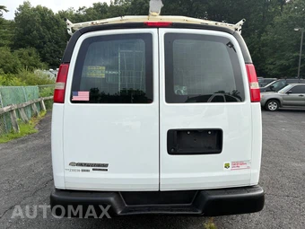 2012 Chevrolet Express 2500 Cargo Van 1WT 135.0" WB - miniatura 4