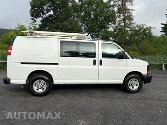 2012 Chevrolet Express 2500 Cargo Van 1WT 135.0" WB - miniatura 6