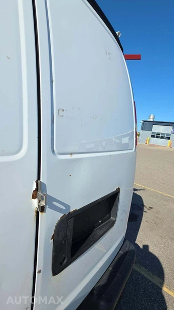 2012 Chevrolet Express 2500 Cargo Van 1WT 135.0" WB – miniatura 34