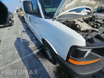 2012 Chevrolet Express 2500 Cargo Van 1WT 135.0" WB – miniatura 26