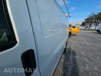 2012 Chevrolet Express 2500 Cargo Van 1WT 135.0" WB – miniatura 33