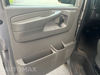 2012 Chevrolet Express 2500 Passenger Van LT 1LT 135.0" WB - miniatura 13
