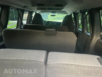 2012 Chevrolet Express 2500 Passenger Van LT 1LT 135.0" WB - miniatura 15