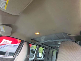 2012 Chevrolet Express 3500 Cargo Van 1WT 155.0" WB – miniatura 11
