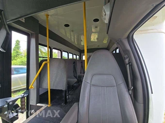 2012 Chevrolet Express 3500 Cutaway 1WT DRW - miniatura 11