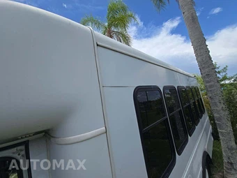 2012 Chevrolet Express 3500 Cutaway 1WT DRW - miniatura 12
