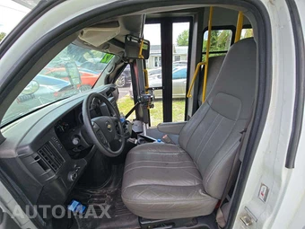 2012 Chevrolet Express 3500 Cutaway 1WT DRW - miniatura 6