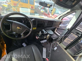 2012 Chevrolet Express 3500 Cutaway 1WT DRW - miniatura 11