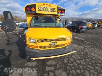 2012 Chevrolet Express 3500 Cutaway 1WT DRW – miniatura 2
