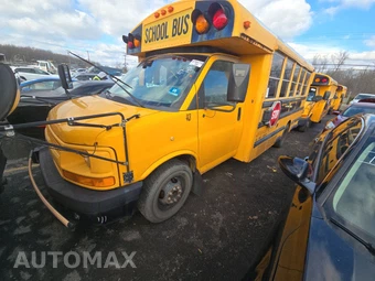 2012 Chevrolet Express 3500 Cutaway 1WT DRW