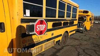 2012 Chevrolet Express 3500 Cutaway 1WT DRW - miniatura 32
