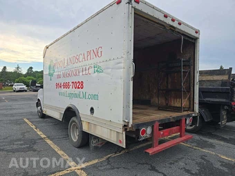 2012 Chevrolet Express 3500 Cutaway 1WT DRW - miniatura 2