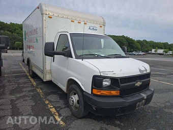 2012 Chevrolet Express 3500 Cutaway 1WT DRW - miniatura 4