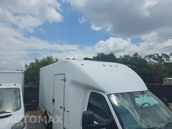 2012 Chevrolet Express 3500 Cutaway 1WT DRW - miniatura 12