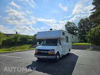 2012 Chevrolet Express 4500 Cutaway 2WT DRW - miniatura 2