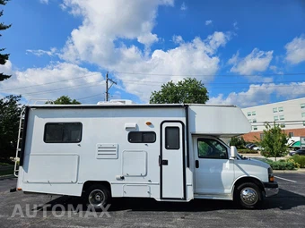 2012 Chevrolet Express 4500 Cutaway 2WT DRW - miniatura 3