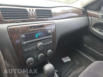 2012 Chevrolet Impala LS 1FL – miniatura 10