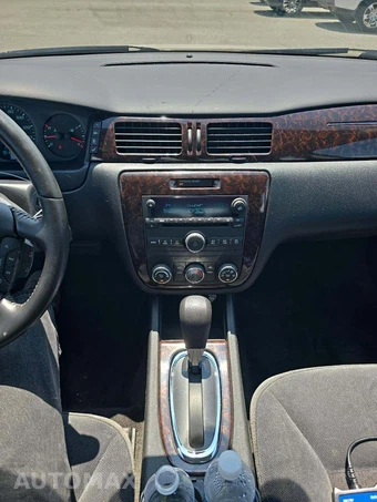 2012 Chevrolet Impala LS 1FL – miniatura 7