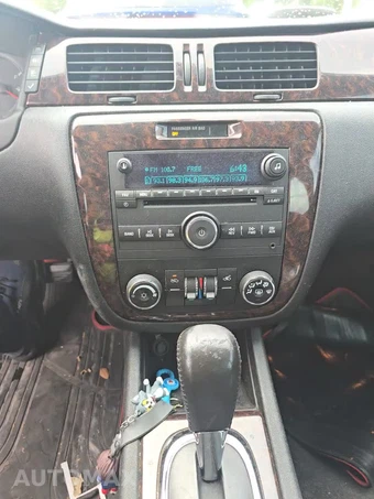 2012 Chevrolet Impala LT 2FL - miniatura 24