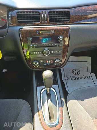 2012 Chevrolet Impala LT 2FL – miniatura 10