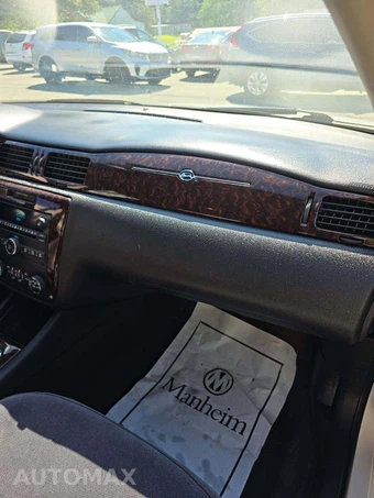 2012 Chevrolet Impala LT 2FL – miniatura 19