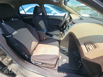 2012 Chevrolet Malibu LS 1FL – miniatura 8