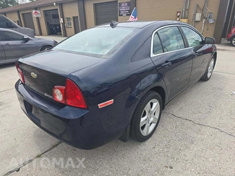 2012 Chevrolet Malibu LS 1LS – miniatura 3