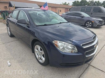 2012 Chevrolet Malibu LS 1LS – miniatura 4