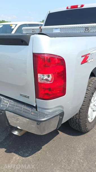 2012 Chevrolet Silverado 1500 LT Extended Cab Medium Bed 1LT w/Rear Doors – miniatura 29