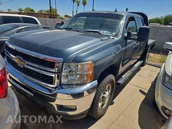 2012 Chevrolet Silverado 2500HD LT Crew Cab Medium Bed 1LT