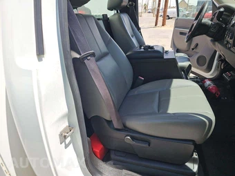 2012 Chevrolet Silverado 3500HD Cab Chassis WT Regular Cab 1WT – miniatura 16