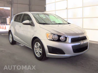 2012 Chevrolet Sonic LS Hatchback 2LS – miniatura 3