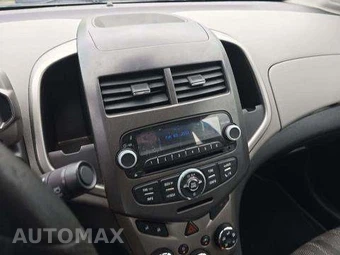 2012 Chevrolet Sonic LT Sedan 2LT – miniatura 10