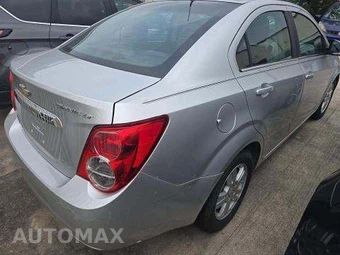 2012 Chevrolet Sonic LT Sedan 2LT – miniatura 3