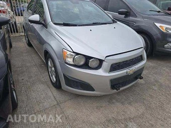 2012 Chevrolet Sonic LT Sedan 2LT – miniatura 4